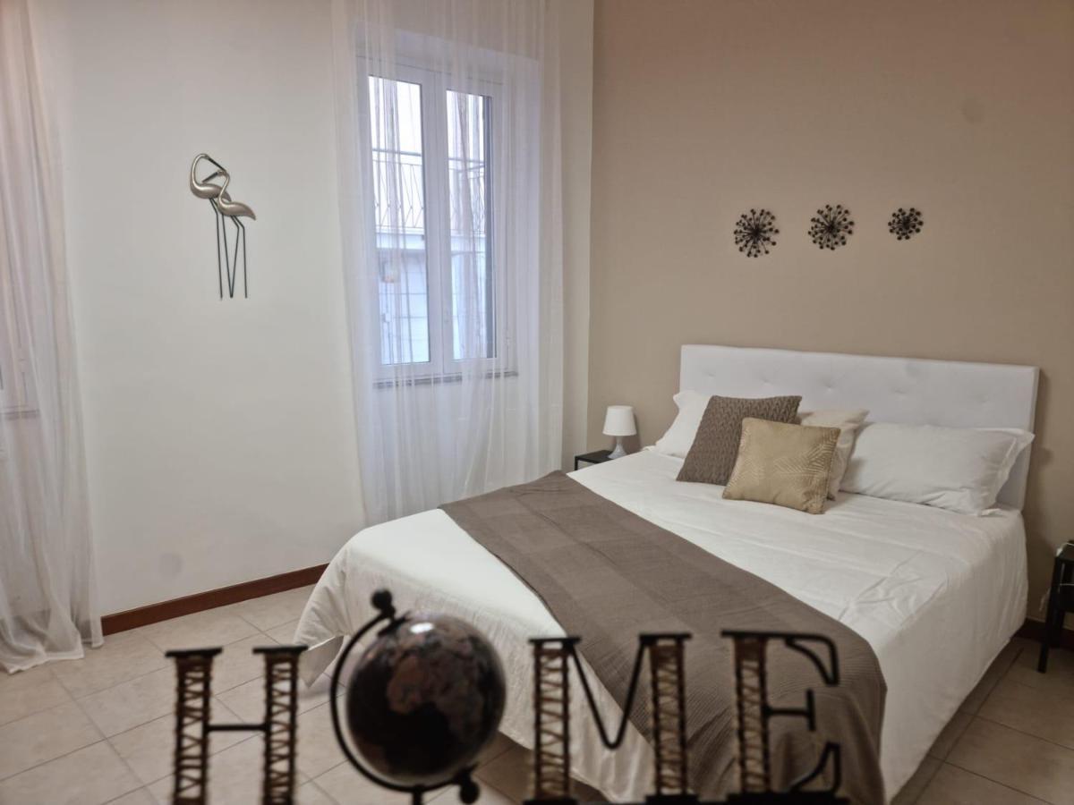 Ferienwohnung Laura Four Messina Exterior foto